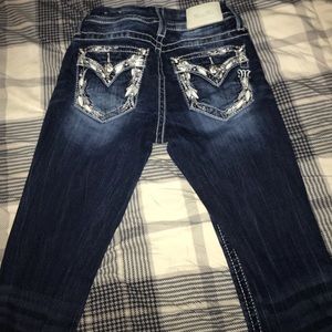 Brand new Size 24 miss me jeans inseam is 32 just don’t fit me.